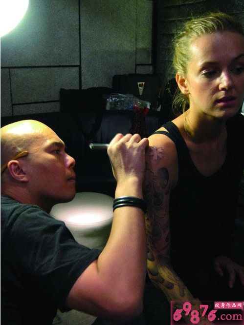 明星纹身师Gabe纹身过程