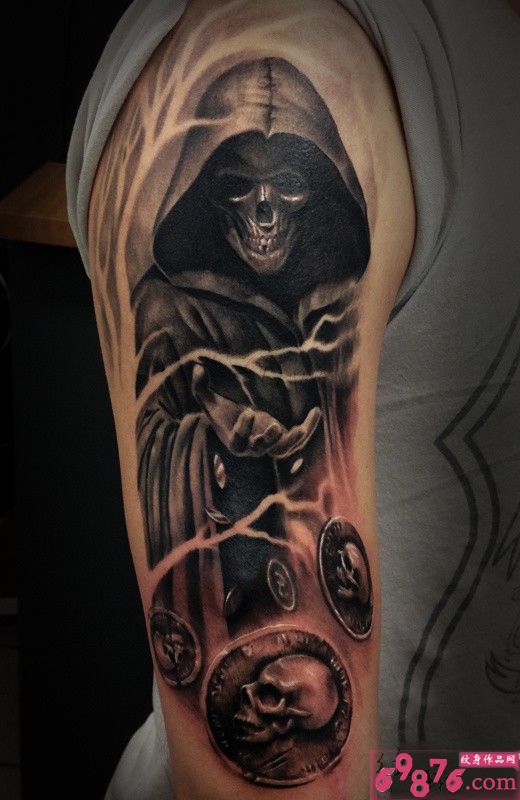 手臂死神的贿赂刺青图片