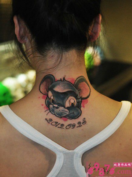 后颈生肖老鼠纹身图案图片