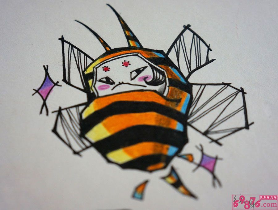 另类虫虫蜜蜂纹身手稿图片