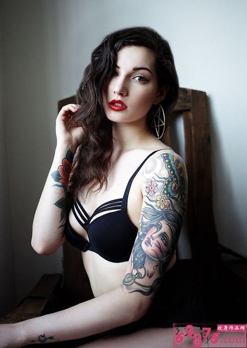 性感女神花臂时尚纹身图片