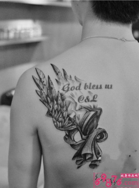 沙漏翅膀欧美黑白纹身