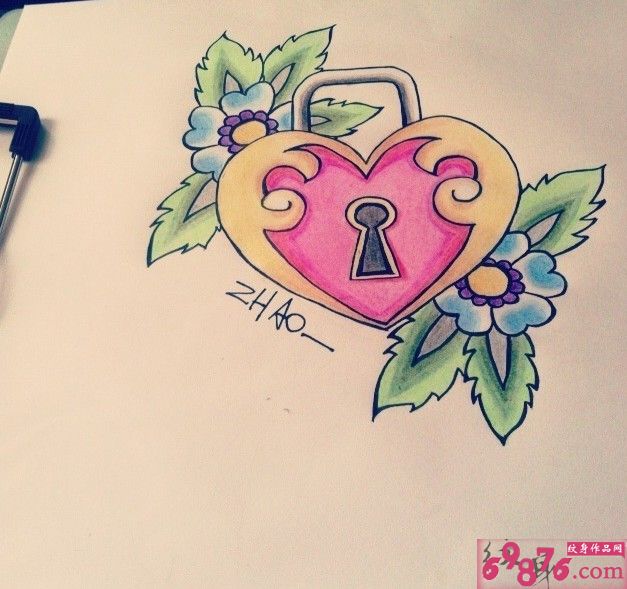 创意心锁纹身手稿图片