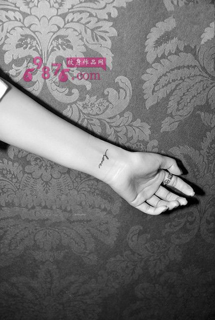 小清新英文黑白纹身