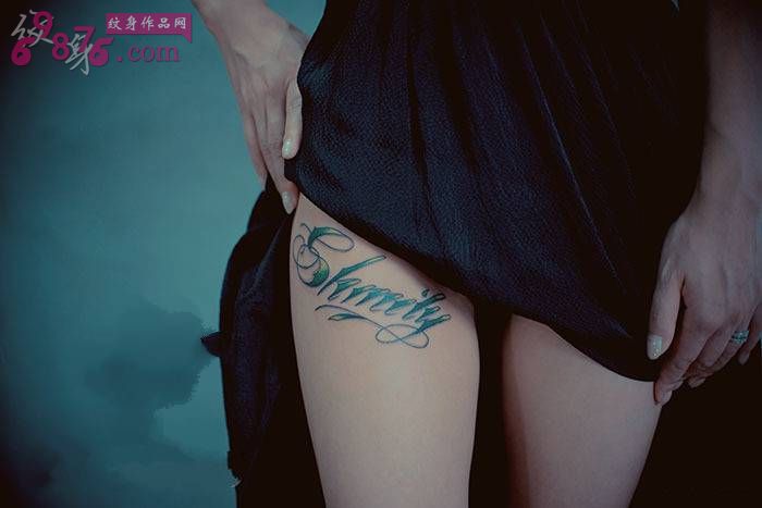 艺术英文字体大腿纹身图片