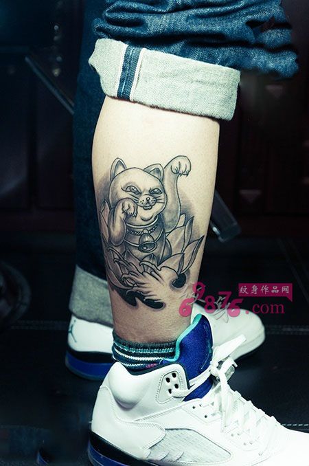 2014招财猫黑白小腿纹身
