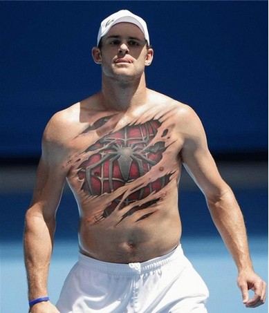 网球明星胸部超个性蜘蛛侠图案纹身