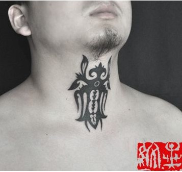 男子咽喉部唯美图腾纹身图案男子咽喉图片缩略频道推荐图