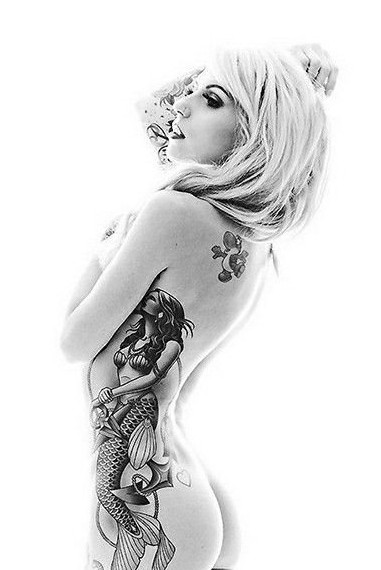 　欧美姑娘侧腰美人鱼纹身图案图片图片
