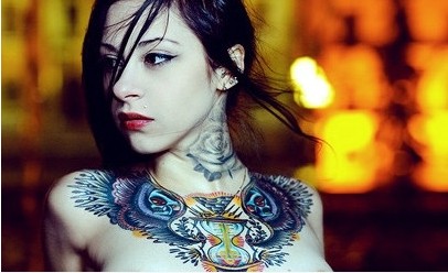 欧美性感脖子玫瑰纹身图案欣赏图片