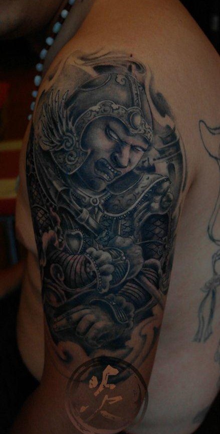 男生后背经典帅气的赵云纹身图片