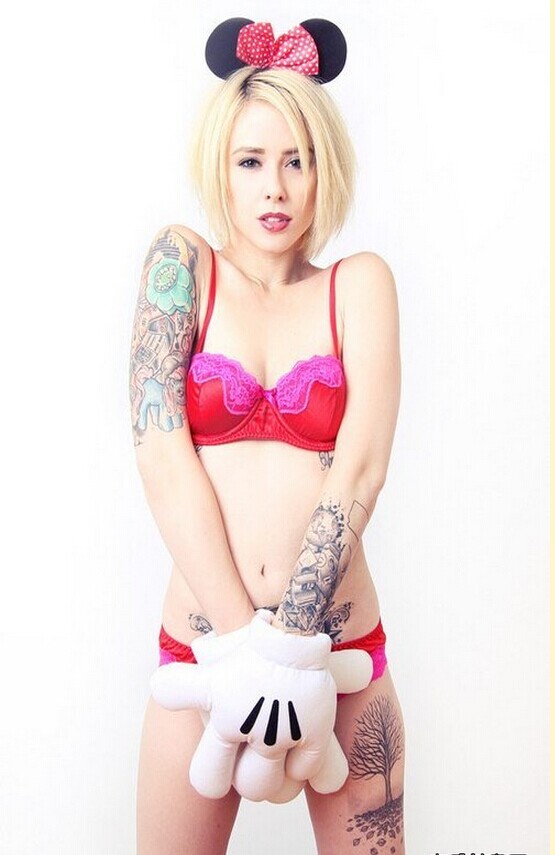 时尚潮流女孩个性纹身图案图片