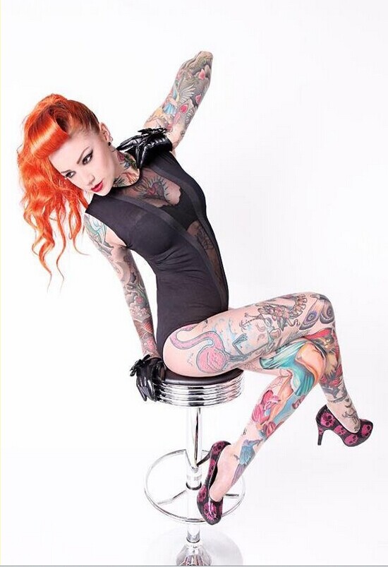 欧美个性美女全身彩色纹身图案图片