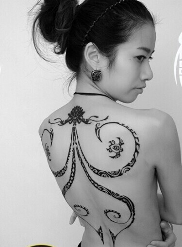 霸气美女部落图腾纹身图片图片