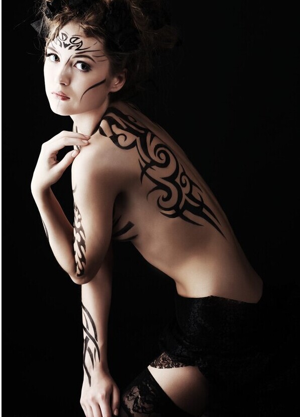性感美女身上诱惑图腾纹身图片欣赏图片