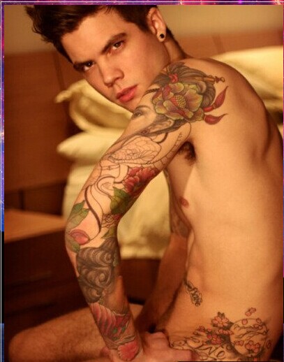性感男人欧美另类女人花臂纹身图片