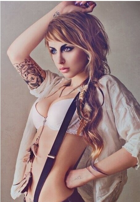 欧美美女个性手臂图腾纹身图案