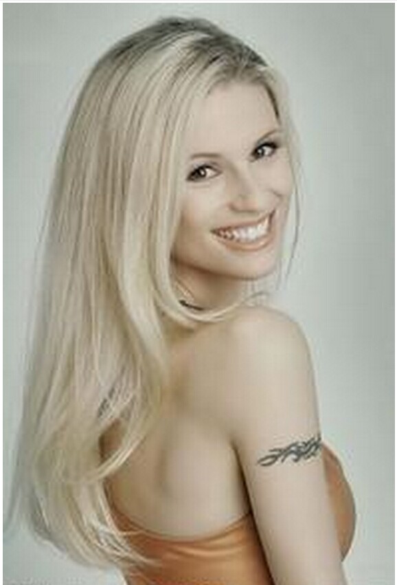 微笑性感美女纹身图案图片