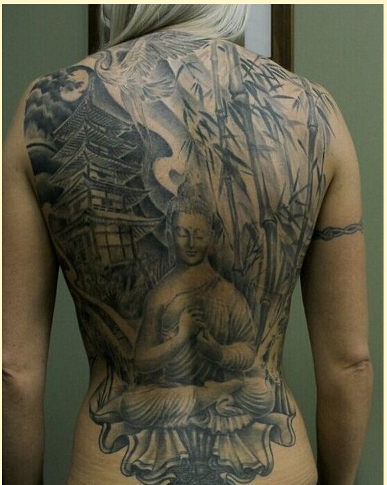 时尚满背个性佛纹身图案欣赏图片