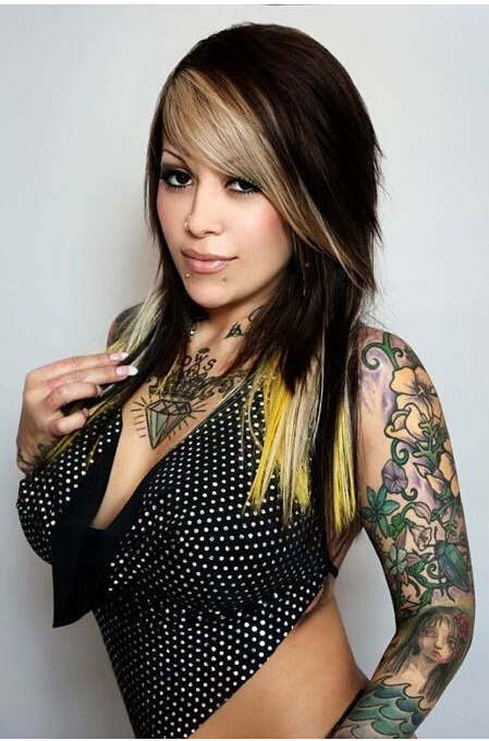 欧美超狂野个性美女性感纹身图片图片