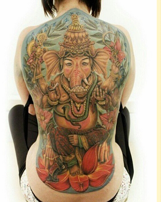 个性女性满背时尚象神纹身图案图片