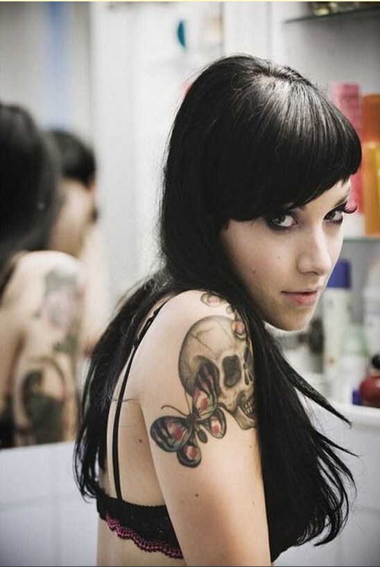 个性美女胳膊欧美骷髅头纹身图案图片