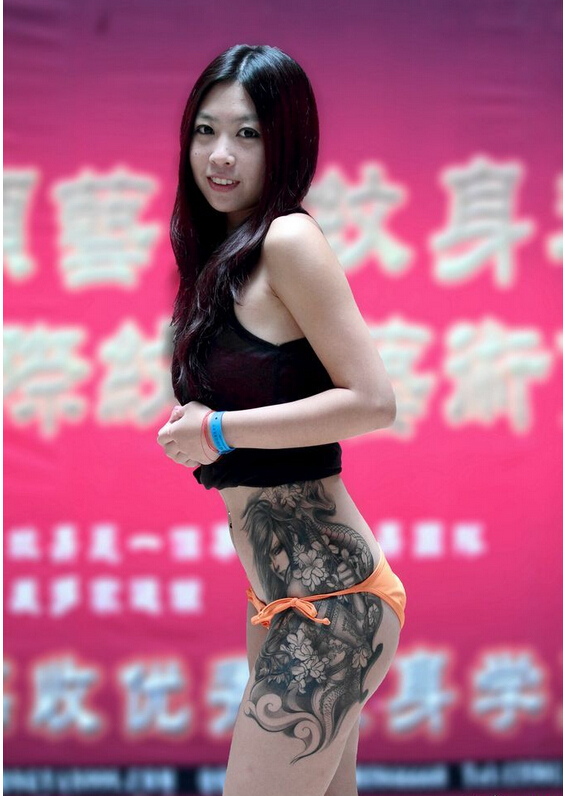 时尚靓丽经典美女个性纹身图片图片