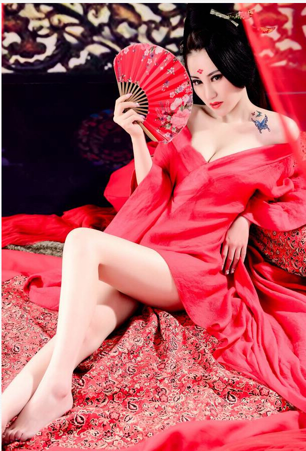 香肩古装美女漂亮魅力迷人纹身图片图片