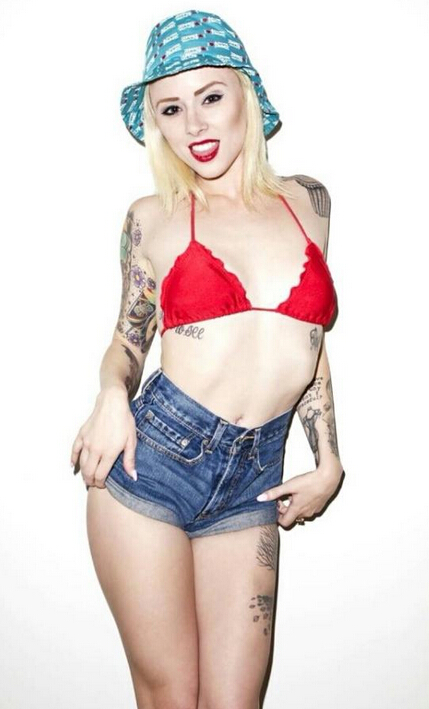 性感漂亮迷人欧美美女时尚个性纹身图图片