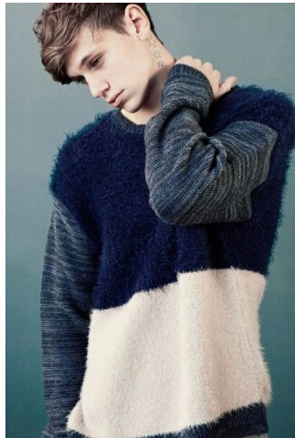 欧美风帅哥时尚经典个性脖子纹身图片