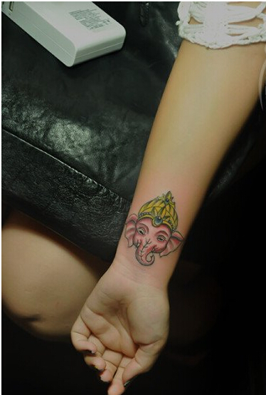 手腕可爱好看的小象神纹身图案图片