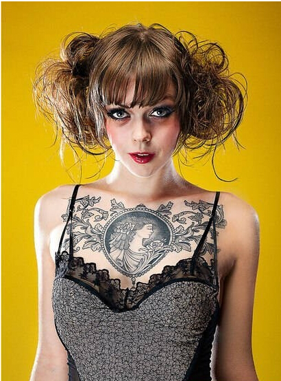 性感漂亮欧美美女胸花唯美时尚纹身图图片