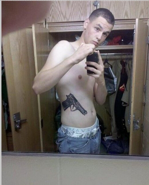 欧美帅哥个性侧腰经典时尚好看的枪纹