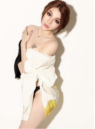 性感魅力迷人孙密胸部妩媚纹身图片图片