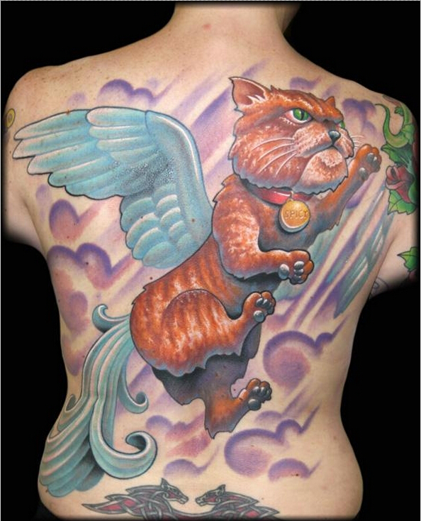 个性时尚后背精美好看的加菲猫纹身图图片