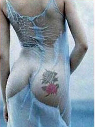 性感女性薄纱下朦胧可见臀部漂亮好看