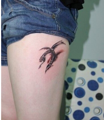 腿部时尚个性唯美好看的蛇图腾纹身图