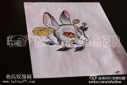 卡通彩色兔子纹身手稿图案