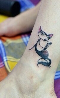 清新漂亮的脚踝狐狸刺青