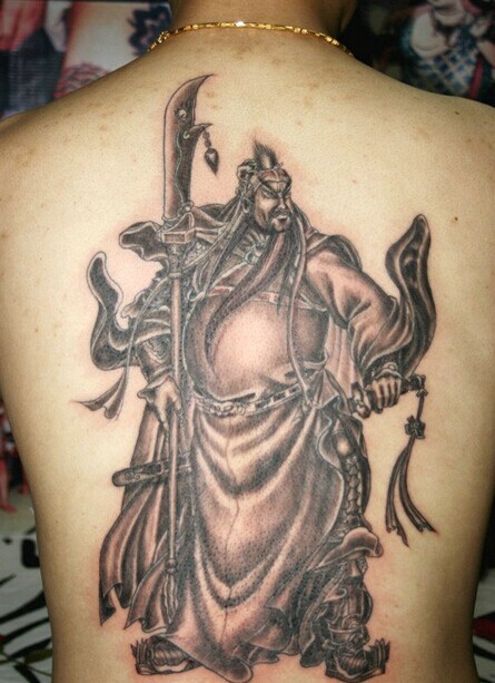 超酷的满背关公纹身