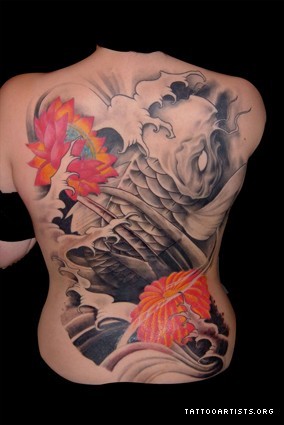 超级大气的鲤鱼纹身