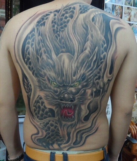 上古神物 帅气的麒麟纹身