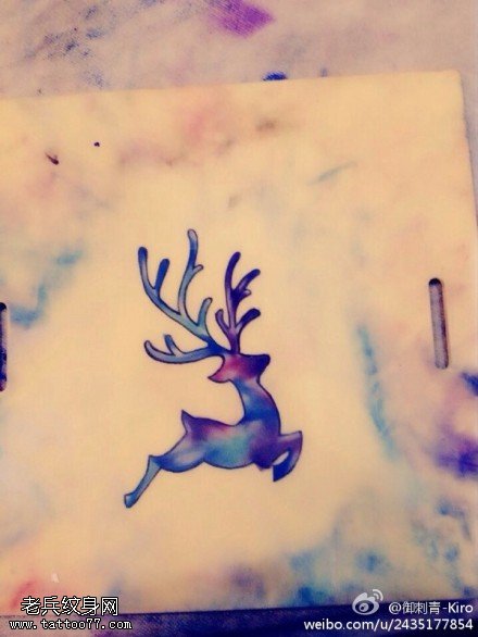 彩色星空羚羊纹身图案