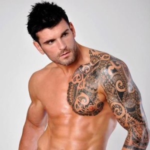 简单时尚的图腾半甲纹身