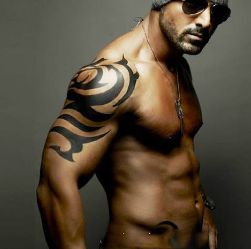 帅气简单潮流的图腾纹身