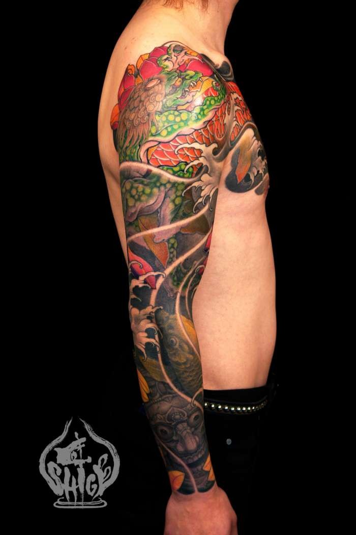 帅气花臂纹身  时尚人士的选择