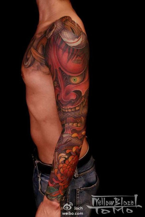 传统个性的花臂纹身