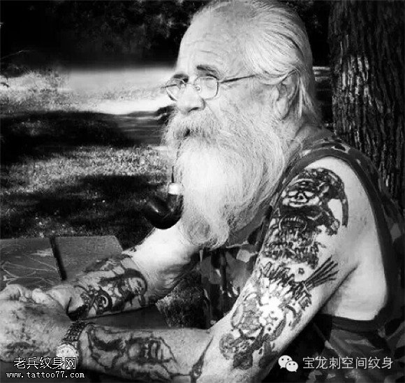 老男人纹身更有味道