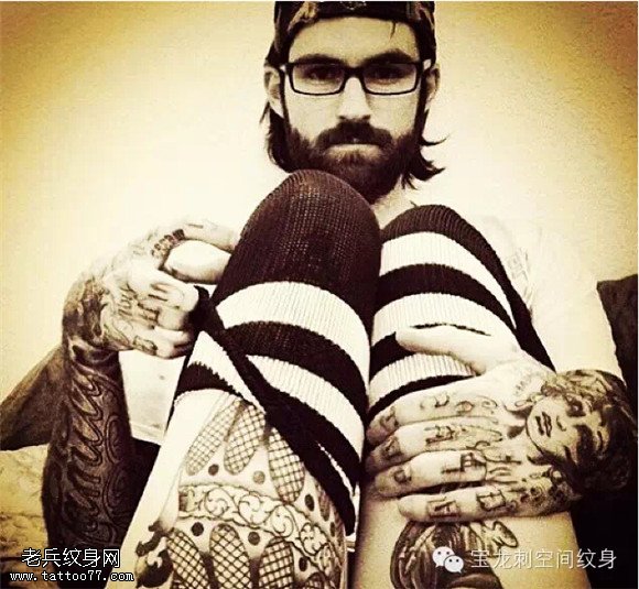 老男人纹身更有味道