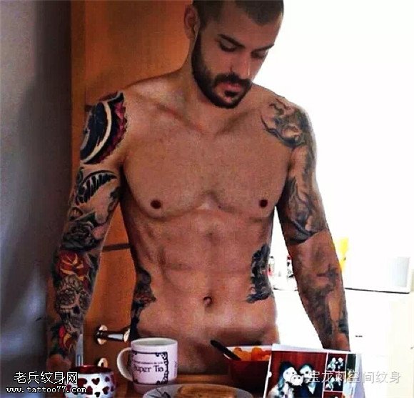 老男人纹身更有味道